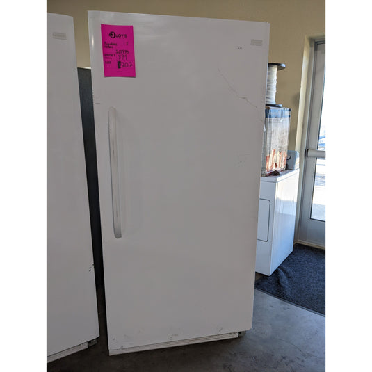 213733-White-Frigidaire-Freezer-Freezer