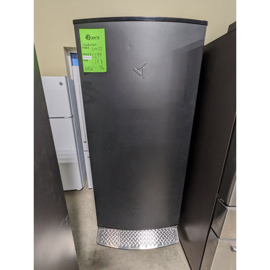 214172-NEW-Black-Gladiator-FULL FRIDGE-Refrigerator