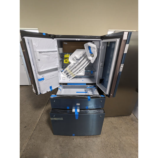 214778-NEW-Stainless-GE-4D-Refrigerator