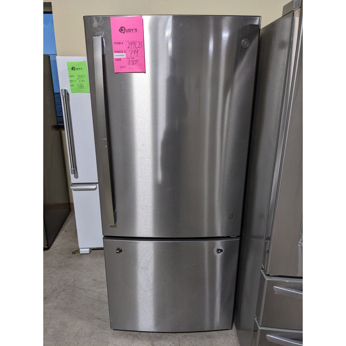 244625-NEW-Stainless-GE-BM-Refrigerator