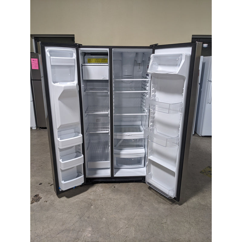 Load image into Gallery viewer, 214910-NEW-Stainless-GE-SXS-Refrigerator
