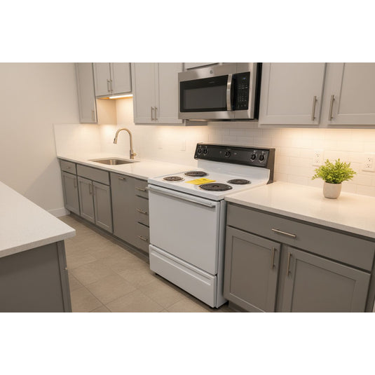 22310-White-GE-Coil Top-Freestanding Range