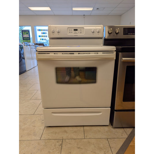 22644-White-Tappan-Glass Top-Freestanding Range