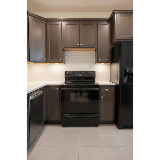 22681-Black-Hotpoint-Glass Top-Freestanding Range