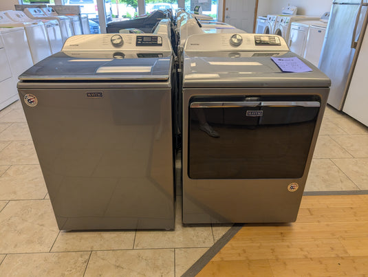 22588-Gray-Maytag-TOP LOAD-Laundry Set